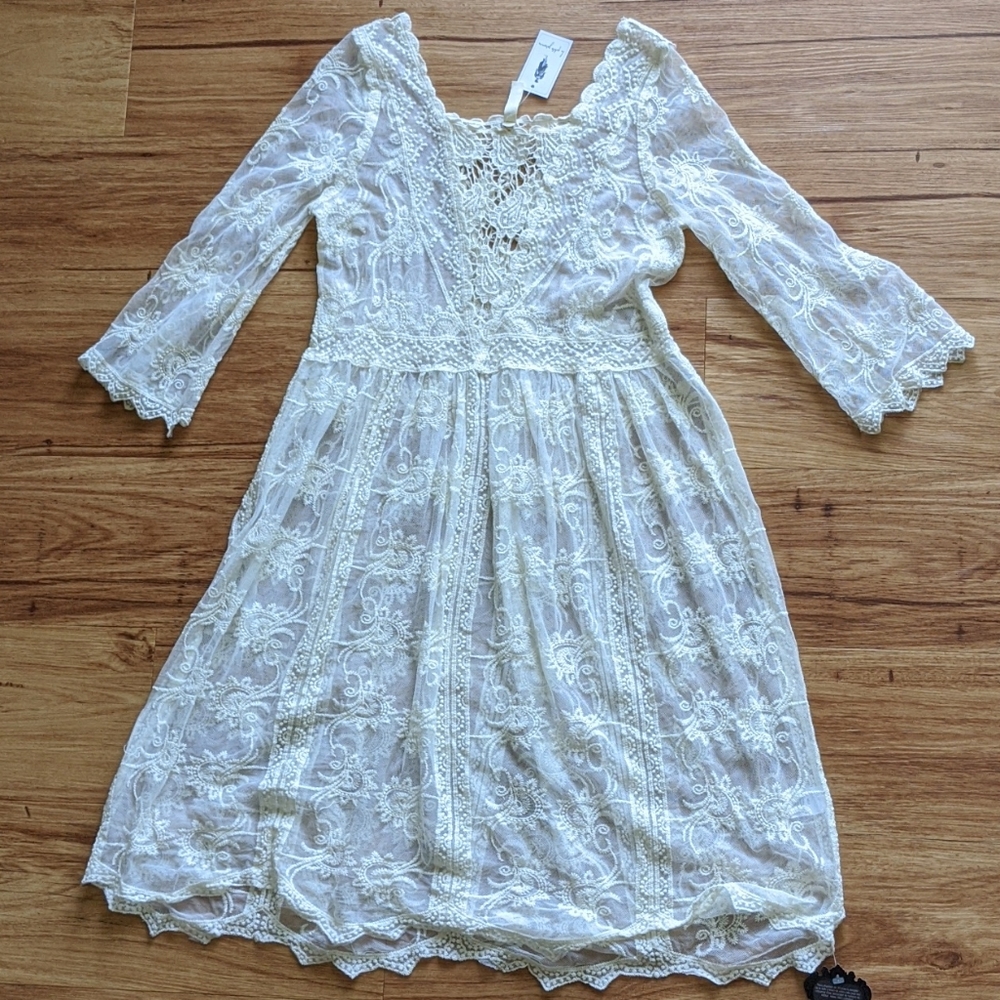Lace dress